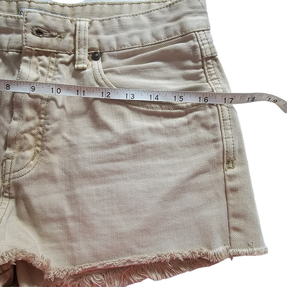 Free People Beige Denim Jean Shorts Raw Hem High Rise Button Fly Size 27 - Picture 3 of 7
